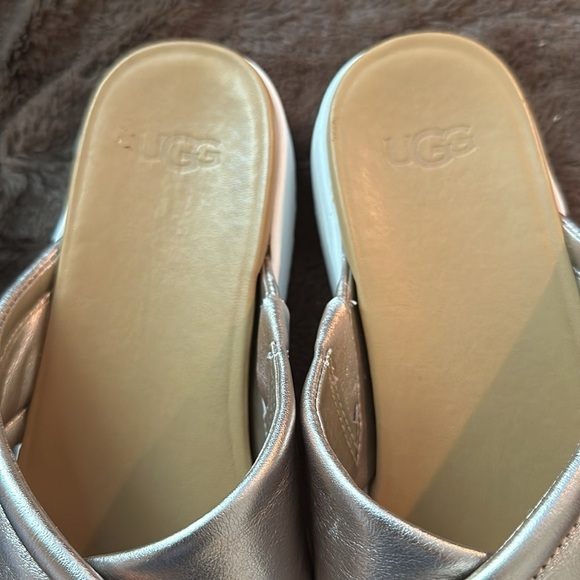 UGG Zane Crossband Gold Metallic Platform Sandal Sz 10 - Picture 7 of 14